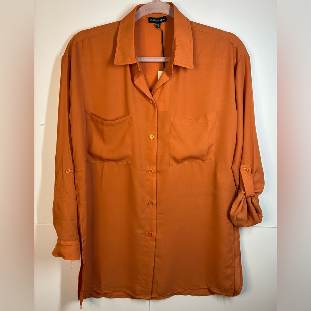 NWT Rust Orange Button Down Blouse by Shinestar Women’s Small Roll Tab Sleeve